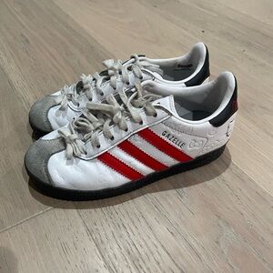 Adidas Hello Kitty x Gazelle J 50th Anniversary